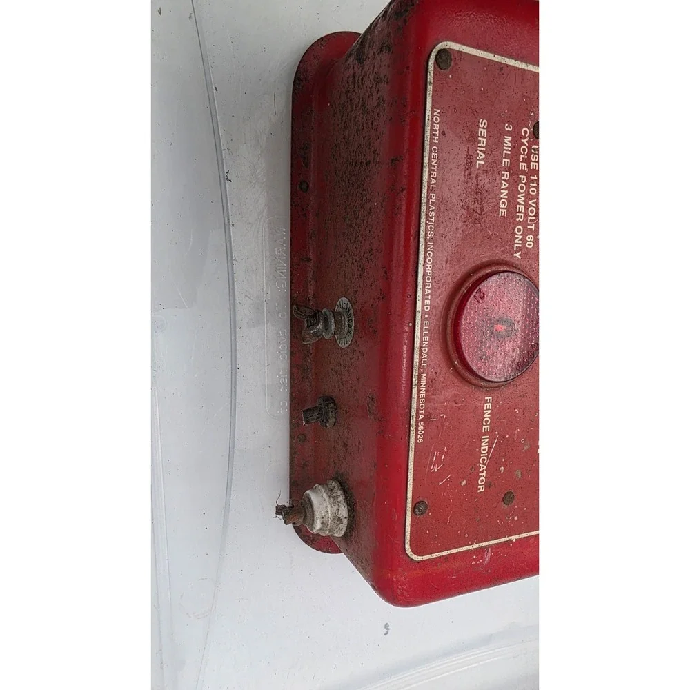 RED SNAP'R ECONOMY WEED CHOPPER MODEL 55 USE 110 VOLT 60 CYCLE POWER ONLY 3 MILE